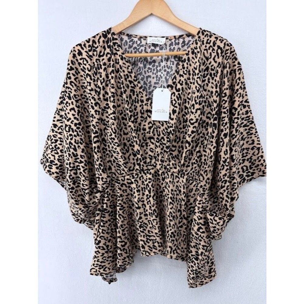 Emily Wonder Plus Size 1X‎ Animal Print Tunic Top Short Sleeve NWT